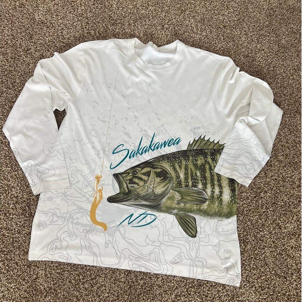 Lake Sakakawea Long Sleeve Crewneck Fishing T-Shirt, Men's size XL